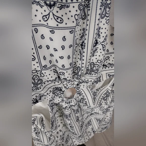 Elodie Mini Dress Halter In White Bandana Medium NWT - Picture 5 of 10